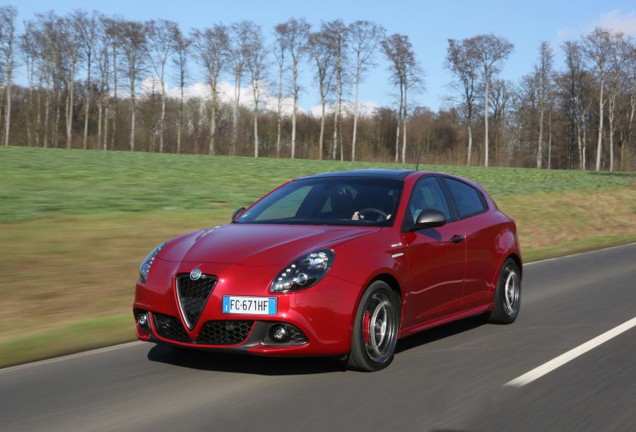  Alfa Romeo Giulietta Veloce (940) 2016 года  (WW) (фото 25 из 27)